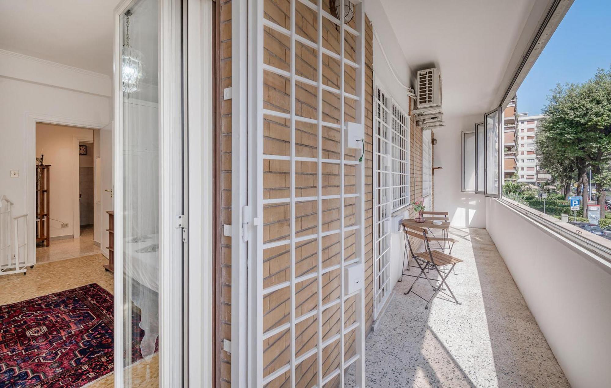 1 Bedroom Pet Friendly In *