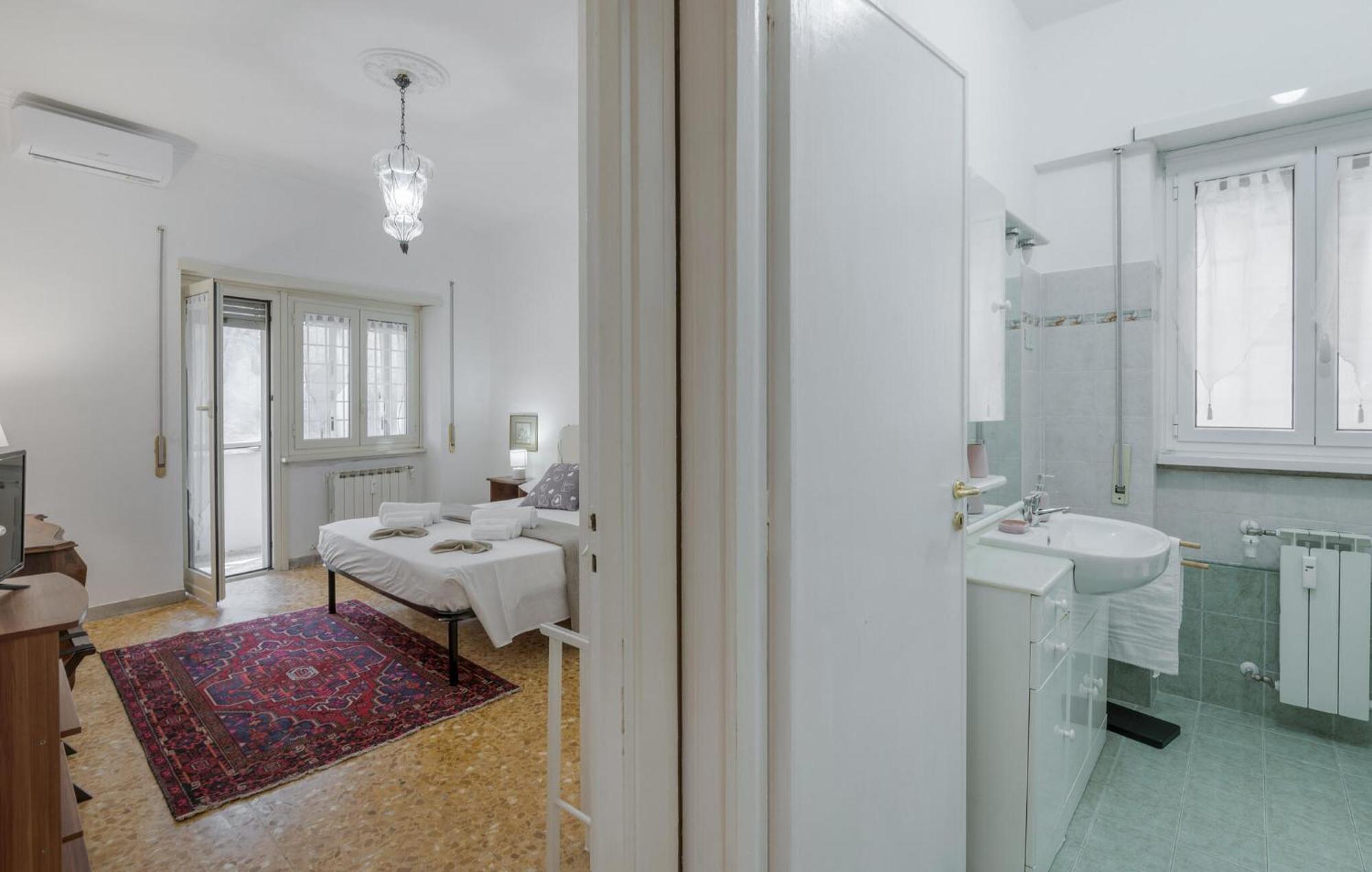 Apartment 1 Bedroom Pet Friendly In Rom