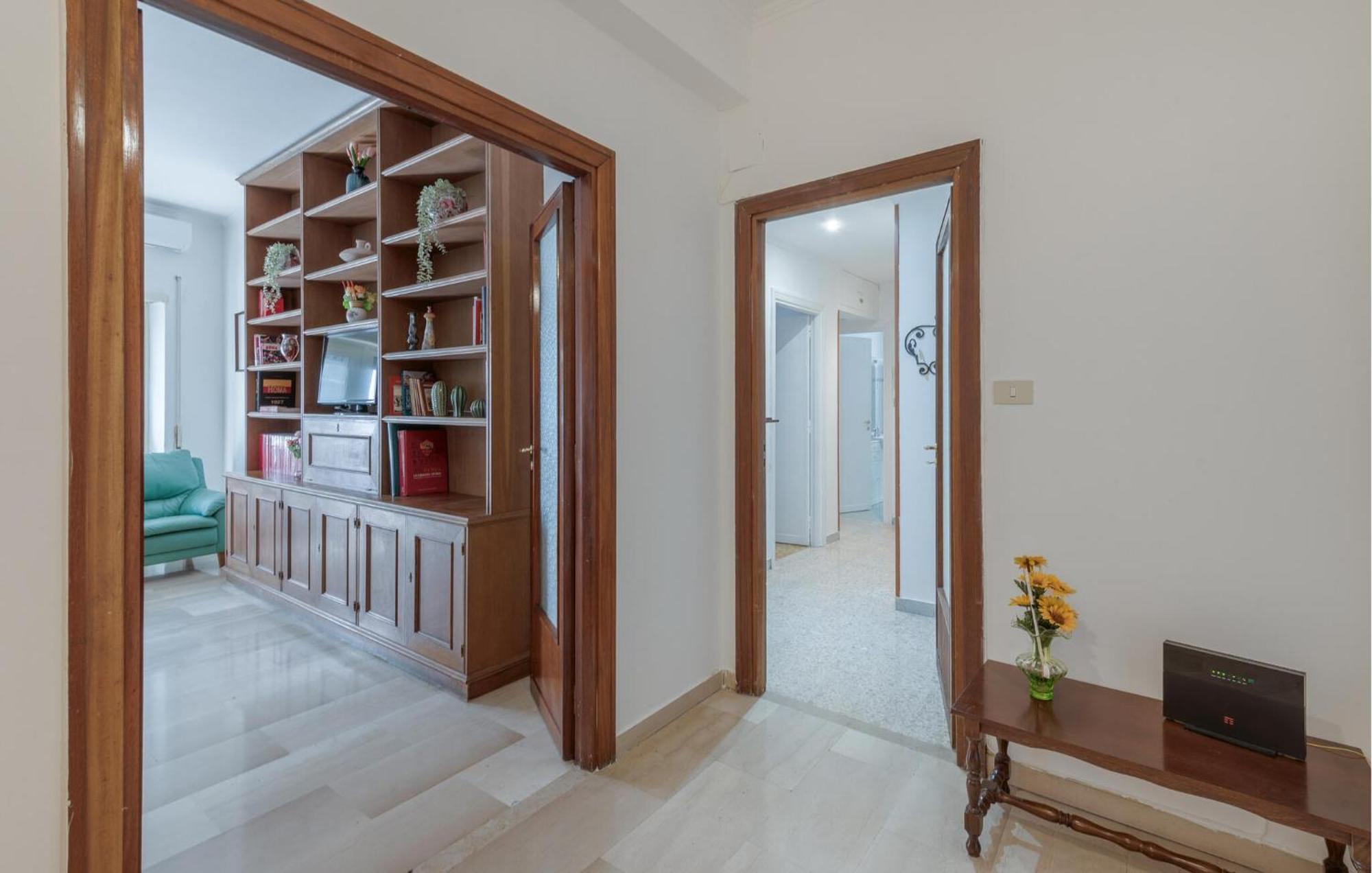 1 Bedroom Pet Friendly In Apartment