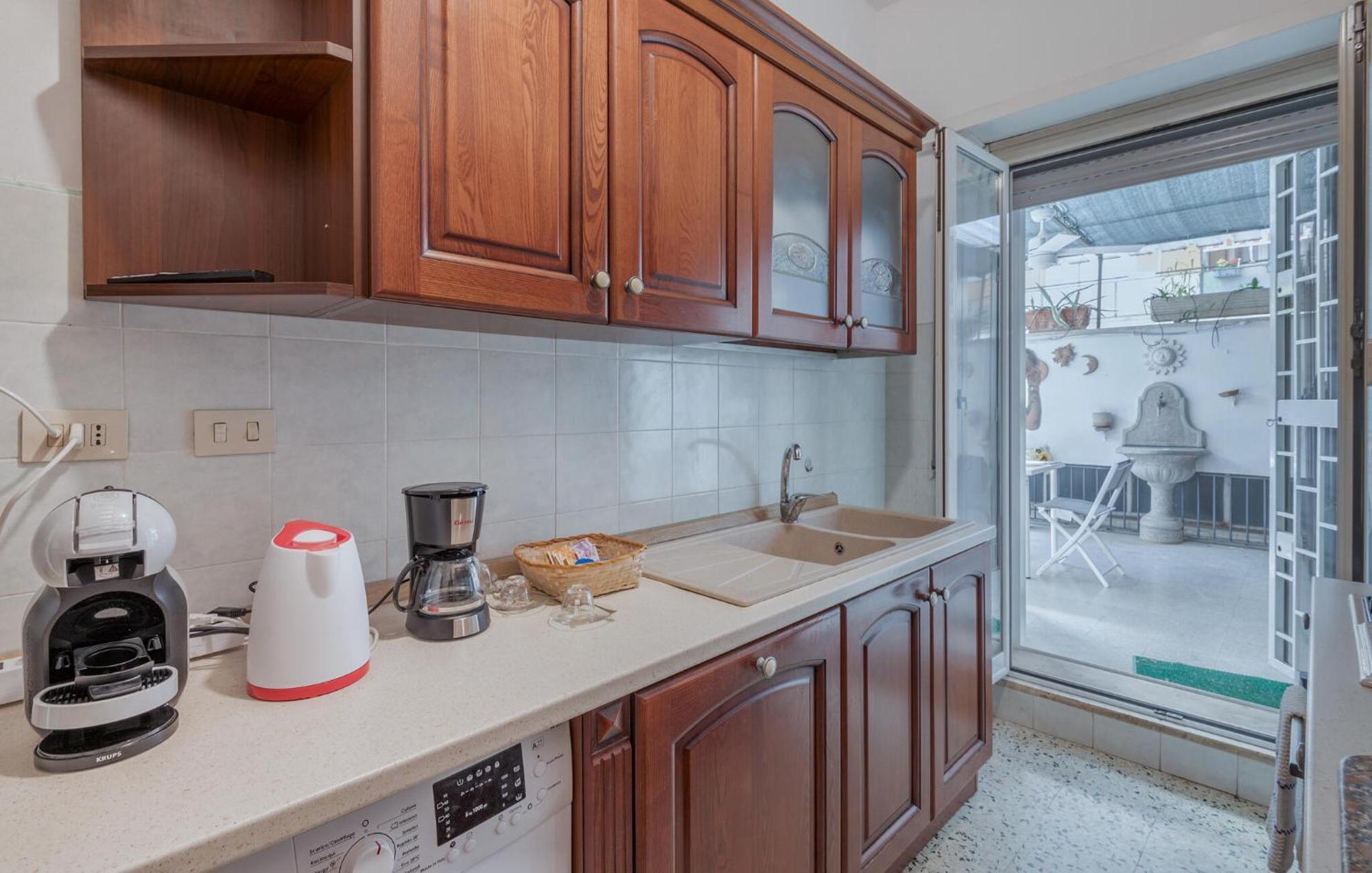 1 Bedroom Pet Friendly In *
